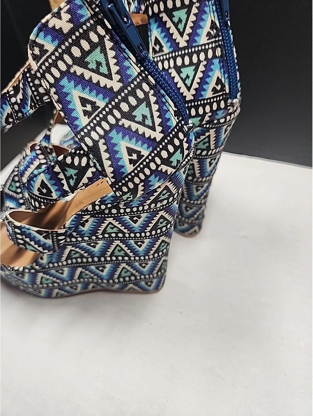 Women's Shi by Journey Wedge Heels Sandals Size 7.5